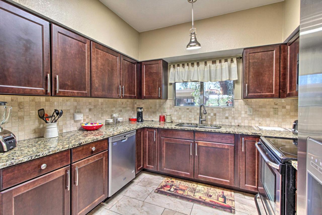 Relaxing Green Valley Townhome About 30 Mi To Tucson! Eksteriør billede