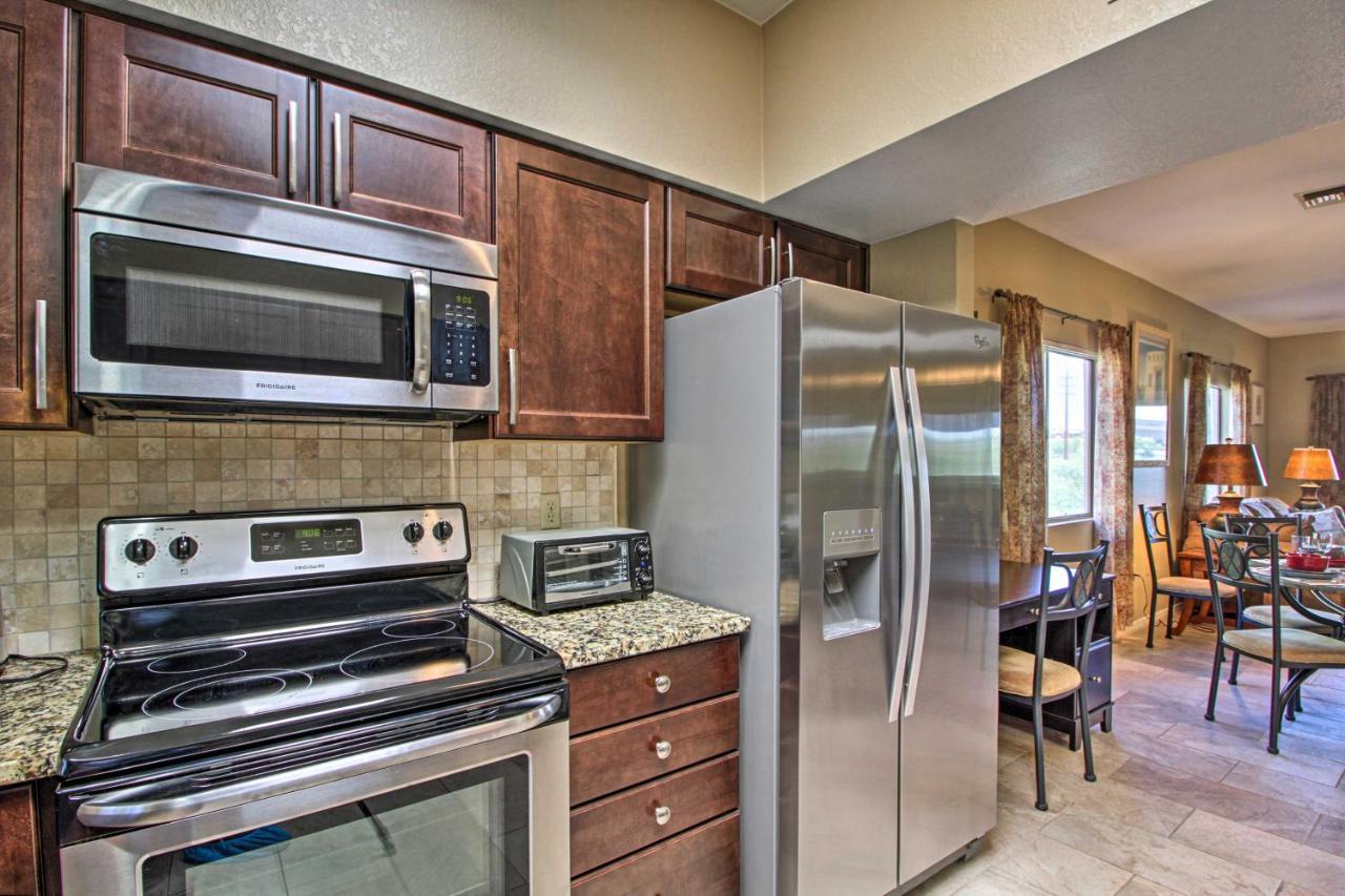 Relaxing Green Valley Townhome About 30 Mi To Tucson! Eksteriør billede